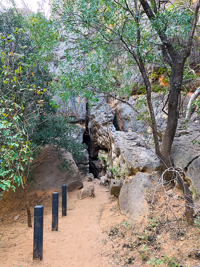 Rock entrance to Windjana Gorge Entrance Gap in the Gorge Wall